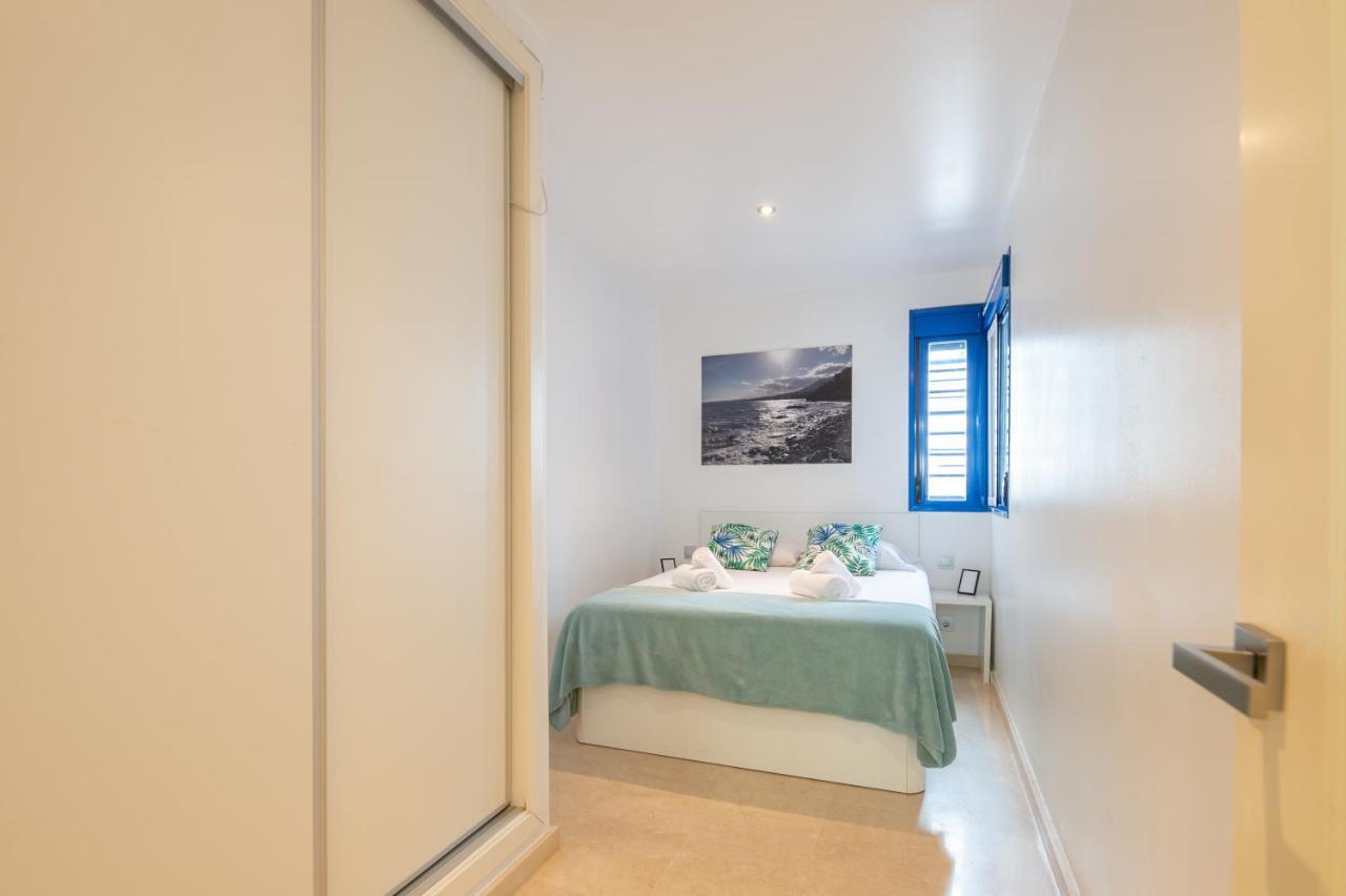 Modern Apartment Next To The Beach, Pets Friendly Benalmádena Exteriör bild