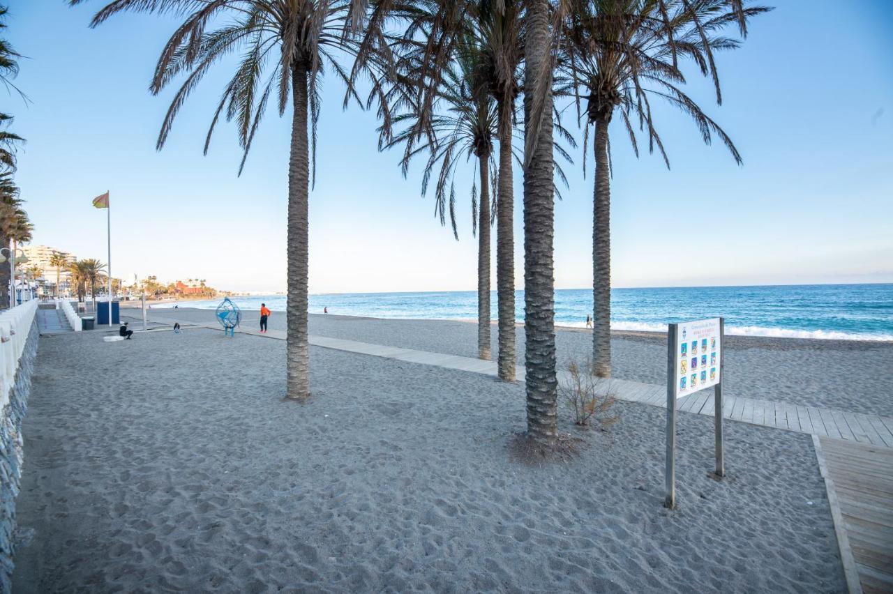 Modern Apartment Next To The Beach, Pets Friendly Benalmádena Exteriör bild
